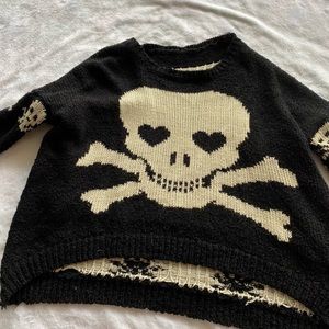 Skull sweater